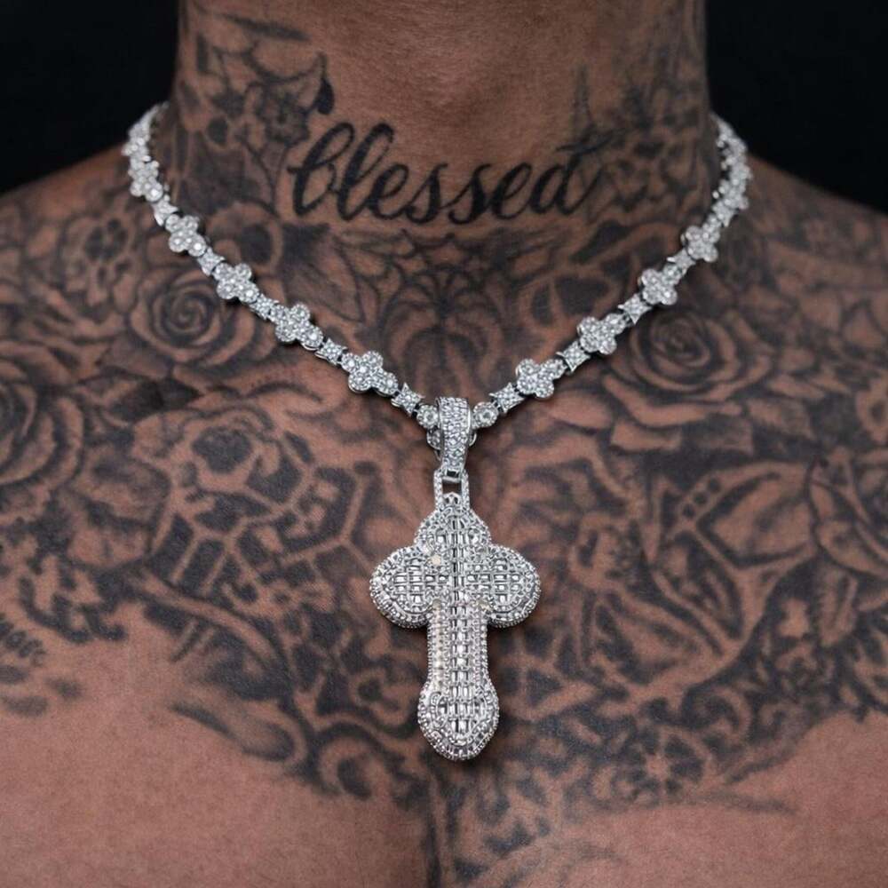 Iced Out Cross Pendant Necklace E 8 Cd